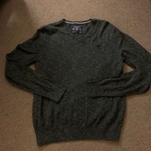 American Eagle Pullover